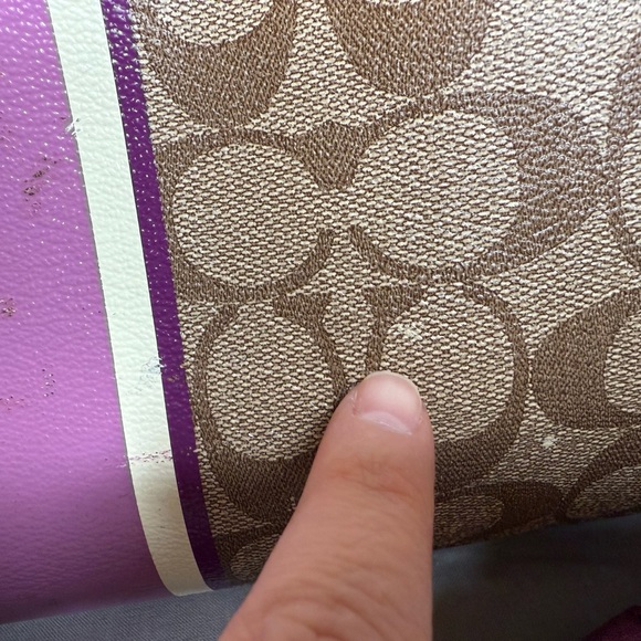 Coach Tote Bag with Tattersall Lining. - Picture 12 of 15